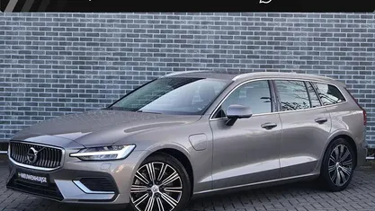 Occasion 2019 Volvo V60 Inscription Stationwagen | € 34.894 (Eerlijke prijs)