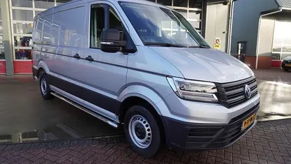 Grijs Occasion 2024 VW Crafter Van | € 37.950 (Goede deal)