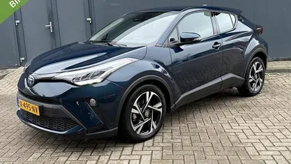 Blauw Occasion 2023 Toyota C-HR SUV | € 27.895 (Goede deal)
