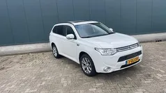 Wit Gebruikt 2013 Mitsubishi Outlander Instyle SUV | € 9.950 (Goede deal)