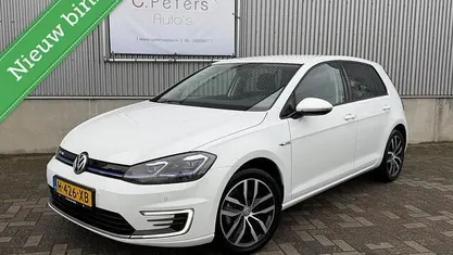 Occasion 2020 VW e-Golf Hatchback | € 12.950 (Super prijs)