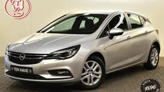 Grijs Gebruikt 2017 Opel Astra Edition Hatchback | € 13.250 (Eerlijke prijs)