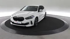 Wit Gebruikt 2021 BMW 118 M Sport Hatchback | € 24.850 (Eerlijke prijs)