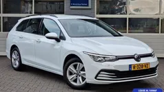 Gebruikt 2022 VW Golf VIII Life Stationwagen | € 23.945 (Eerlijke prijs)