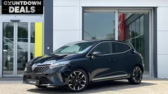 Zwart Gebruikt 2024 Renault Clio V Techno Hatchback | € 20.695 (Eerlijke prijs)