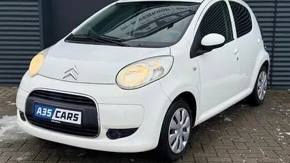 Wit Occasion 2011 Citroën C1 Hatchback | € 3.995 (Eerlijke prijs)