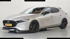 Gebruikt 2023 Mazda 3 Homura-Line Hatchback | € 26.400 (Eerlijke prijs)