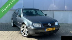 Gebruikt 2002 VW Bora Sportline Sedan | € 750 (Eerlijke prijs)