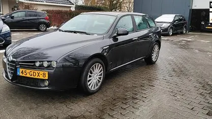 Zwart (metallic) Occasion 2008 Alfa Romeo 159 Business Stationwagen | € 2.150 (Eerlijke prijs)
