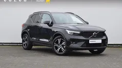 Zwart Gebruikt 2024 Volvo XC40 Plus SUV | € 44.840 (Eerlijke prijs)