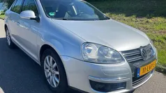 Grijs Gebruikt 2010 VW Jetta Comfortline Sedan | € 5.999 (Eerlijke prijs)