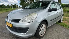 Gebruikt 2008 Renault Clio II Authentique Hatchback | € 1.250 (Goede deal)
