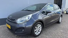Grijs Gebruikt 2012 Kia Rio Hatchback | € 5.450 (Eerlijke prijs)