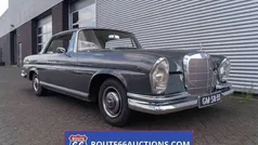 Grijs Gebruikt 1964 Mercedes 220 Coupé | € 30.000