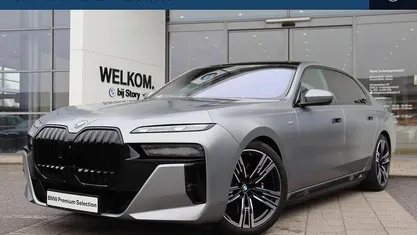 Grijs Occasion 2024 BMW i7 Executive Sedan | € 89.950 (Goede deal)