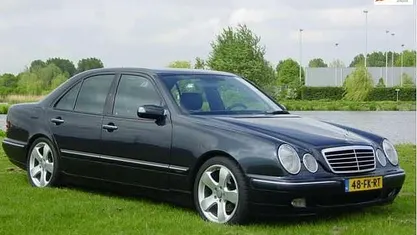 Gebruikt 2000 Mercedes E320 Avantgarde Sedan | € 9.950 (Eerlijke prijs)