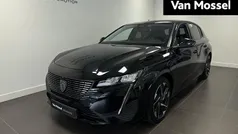 Zwart Gebruikt 2022 Peugeot 308 Allure Hatchback | € 25.940 (Eerlijke prijs)