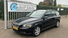 Zwart Gebruikt 2004 Volvo V50 Stationwagen | € 4.490 (Eerlijke prijs)