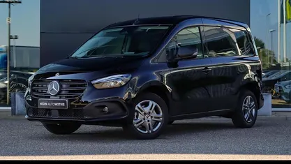 Blauw Nieuw 2025 Mercedes eCitan Van | € 28.900 (Goede deal)