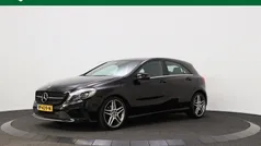 Zwart Gebruikt 2017 Mercedes A180 Business Hatchback | € 14.845 (Eerlijke prijs)
