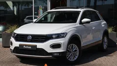 Wit Gebruikt 2021 VW T-Roc Business SUV | € 21.900 (Eerlijke prijs)