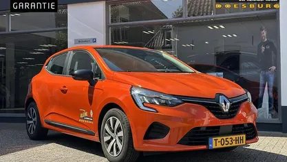 Occasion Renault Clio V Equilibre 91 PK (66 kW) 2023 Oranje Hatchback
