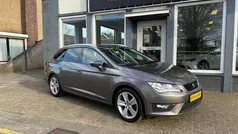 Grijs, metallic lak Gebruikt 2016 Seat Leon ST FR Stationwagen | € 11.999 (Goede deal)