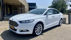 Wit Gebruikt 2019 Ford Mondeo Titanium Sedan | € 16.945 (Eerlijke prijs)