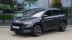 Zwart Gebruikt 2023 Skoda Karoq SportLine SUV | € 36.450 (Eerlijke prijs)