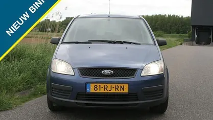 Gebruikt 2005 Ford C-MAX Ambiente MPV | € 999 (Eerlijke prijs)