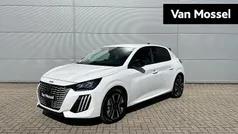 Wit Nieuw 2025 Peugeot 208 Allure Hatchback | € 28.440 (Eerlijke prijs)