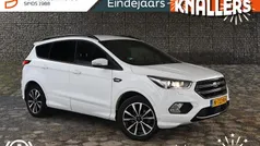 Wit Gebruikt 2018 Ford Kuga ST-Line SUV | € 18.245 (Eerlijke prijs)