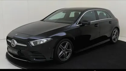 Zwart Gebruikt 2019 Mercedes A180 Business Hatchback | € 23.945 (Eerlijke prijs)