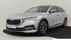 Grijs Gebruikt 2022 Skoda Octavia Style Stationwagen | € 26.395 (Eerlijke prijs)