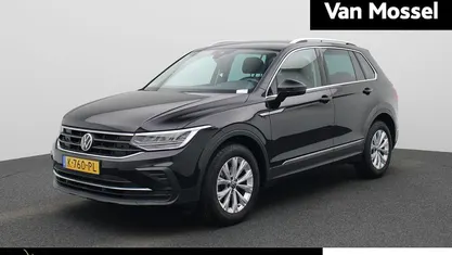 Zwart Gebruikt 2021 VW Tiguan Business SUV | € 29.900 (Super prijs)