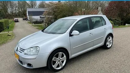 Occasion VW Golf IV 116 PK (85 kW) 2006 Grijs Hatchback