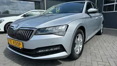 Grijs Gebruikt 2021 Skoda Superb Business Line Stationwagen | € 23.850 (Super prijs)
