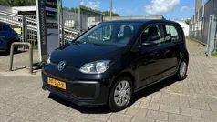Zwart Gebruikt 2017 VW up! Beats Hatchback | € 4.749 (Super prijs)