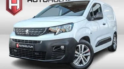 Gebruikt 2019 Peugeot Partner Premium MPV | € 8.895 (Eerlijke prijs)