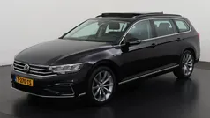Zwart Gebruikt 2021 VW Passat GTE Stationwagen | € 26.695 (Eerlijke prijs)