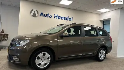 Occasion Dacia Logan MCV Lauréate 90 PK (66 kW) 2017 Bruin MPV