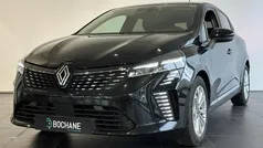 Zwart Gebruikt 2024 Renault Clio V Evolution Hatchback | € 18.695 (Eerlijke prijs)