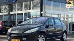 Zwart Gebruikt 2007 Peugeot 307 Premium Hatchback | € 1.650 (Eerlijke prijs)