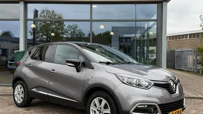 Grijs Gebruikt 2015 Renault Captur Dynamique SUV | € 9.950 (Eerlijke prijs)
