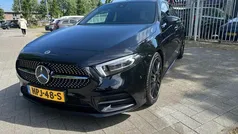 Zwart Gebruikt 2022 Mercedes A180 AMG line Hatchback | € 27.500 (Goede deal)