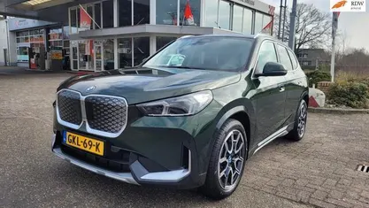 Groen Gebruikt 2024 BMW iX1 SUV | € 47.250 (Goede deal)