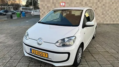 Occasion 2012 VW up! move up! Hatchback | € 3.599 (Eerlijke prijs)