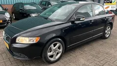 Zwart Gebruikt 2010 Volvo S40 Sedan | € 3.850 (Eerlijke prijs)