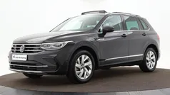 Grijs Gebruikt 2022 VW Tiguan Elegance SUV | € 33.880 (Eerlijke prijs)