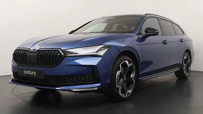 Blauw Nieuw 2026 Skoda Superb Business Line Stationwagen | € 51.900 (Goede deal)
